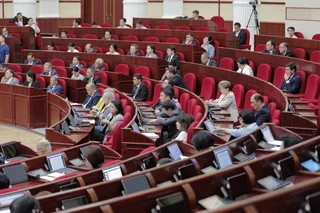 Oʻzbekistonda xorijiy nufuzli oliy ta’lim olayotgan davlat xizmatchilari uchun kafolatlar muhokama qilinmoqda