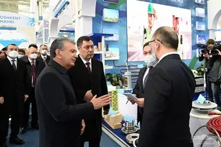 Presidents of Uzbekistan and Kyrgyzstan get acquainted with Industrial Exhibition at Technopark