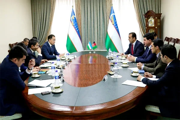 ICT Minister meets the Minister of Communications and Information Technologies of Afghanistan