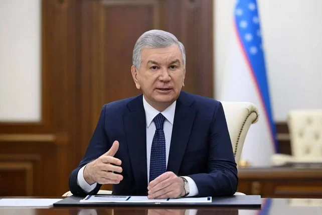 Президент соғлиқни сақлашнинг янги моделини жорий этиш, тиббий хизмат сифатини ошириш масалаларини муҳокама қилди