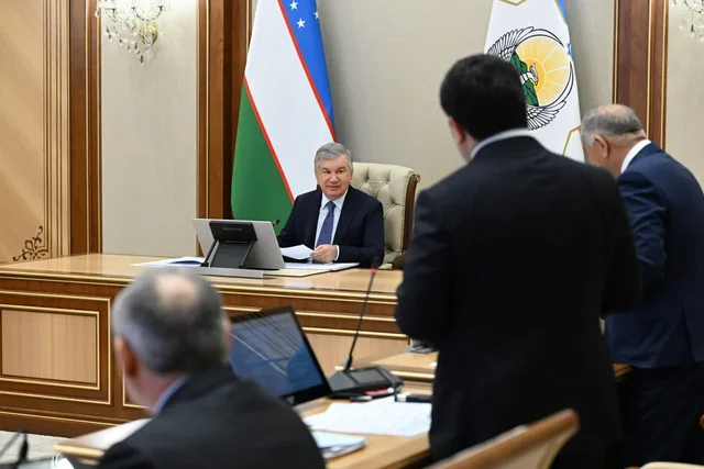 Oʻzbekiston Prezidentiga neft-gaz sanoatining rivojlanishi haqida maʼlumot berildi
