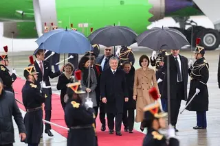 President of Uzbekistan arrives in France