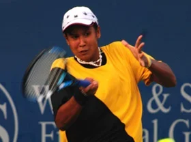 Amanmuradova to meet Elena Baltacha