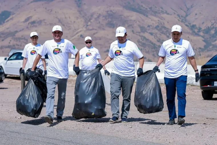World Cleanup Day: 36.5 tons of trash collected across the country
