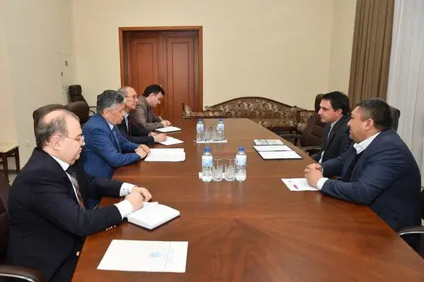 Uzbek Foreign Ministry hosts a meeting with the Ambassador of Iran
