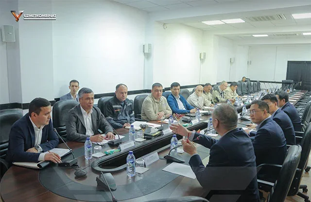 Oʻzmetkombinat va Xitoyning Henan Longcheng Group kompaniyalari hamkorlik istiqbollarini muhokama qilishdi