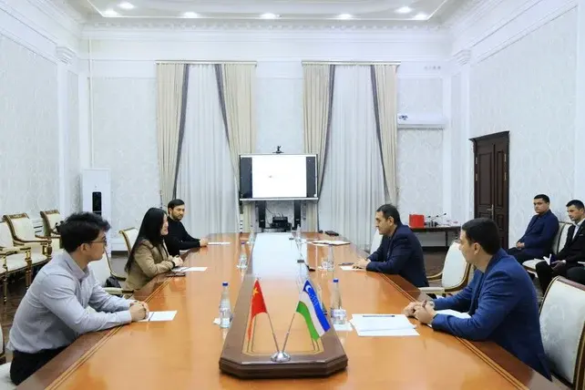 Hokim of Ferghana meets with investor regarding trade complex and hotel project