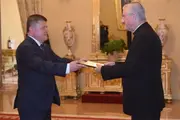 Ўзбекистон элчиси Андорра ҳамраиси, Урхельск епископига ишонч ёрлиқларини топширди