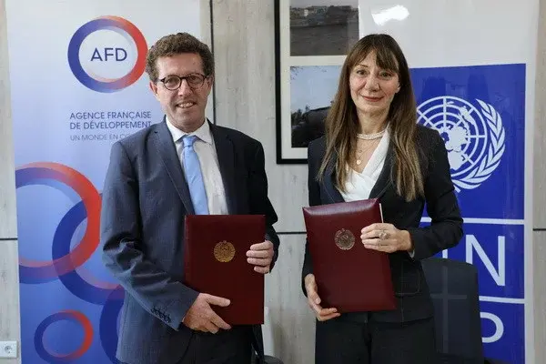 UNDP and the French Development Agency sign a partnership agreement