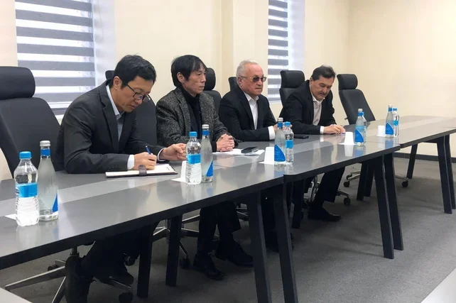 Hydrogeology Institute discusses water treatment projects with ERG Inc.