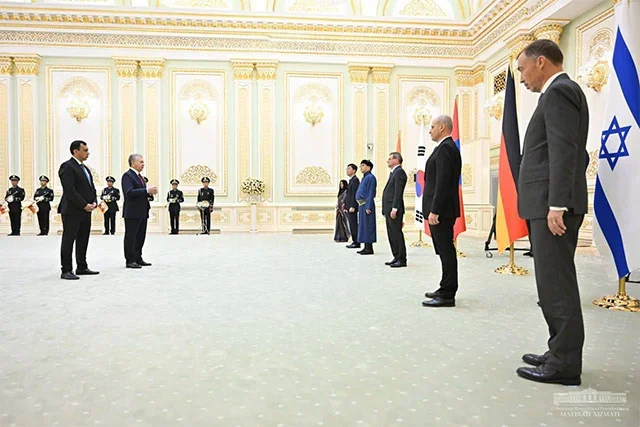 Ўзбекистон Республикаси Президенти янги тайинланган элчиларнинг ишонч ёрлиқларини қабул қилди