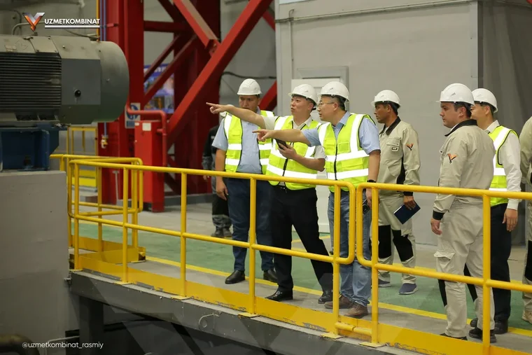 Baosteel Europe обсудила проекты с «Узметкомбинатом»