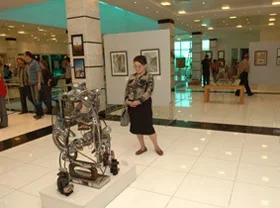 Centre of National Arts hosts exhibition “Lines and Plastic Art”