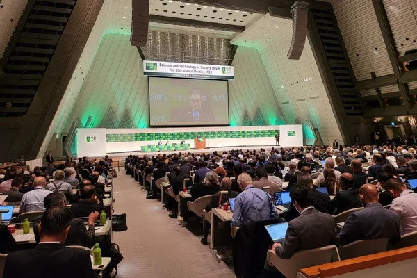 Minister of Higher Education takes part in the “Science and Technology in Society” forum held in Japan