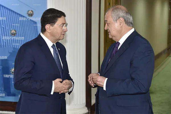 Uzbek FM, UNWTO chief discus development of cooperation