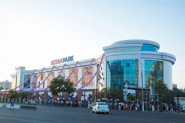 Beeline открыл салон в новом гипермаркете Media Park