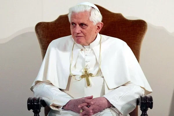 Pope Benedict XVI dies at the age of 95