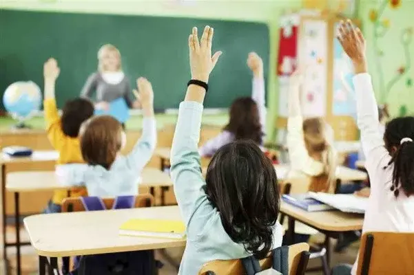 For 30 years, the number of general education institutions has increased by 1,732