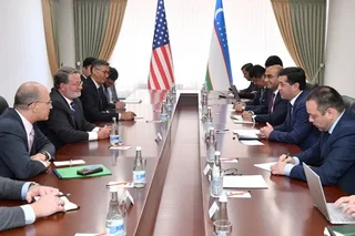 Глава МИД Узбекистана встретился с председателем Комитета Сената США по внутренней безопасности и делам правительства