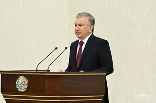Президент поручил сократить количество заместителей руководителей в экономическом комплексе на 15%