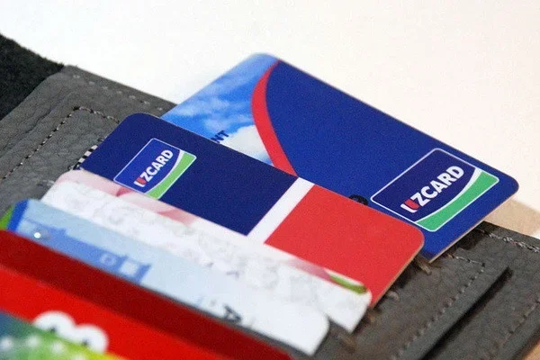 Банки Узбекистана выпустили более 46 млн. пластиковых карт