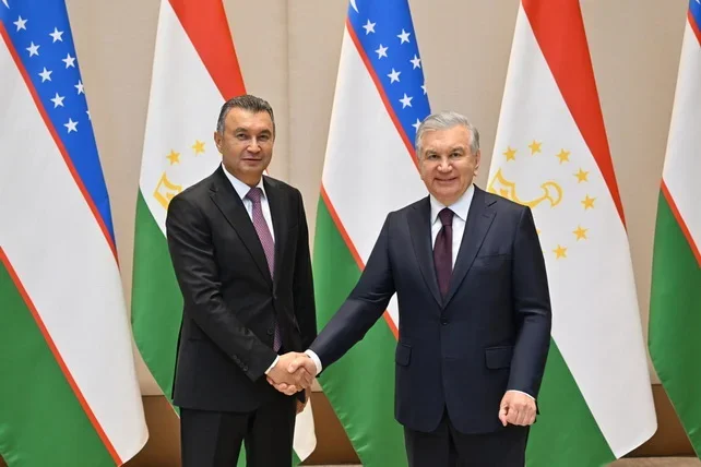 Президент Узбекистана принял Премьер-министра Таджикистана