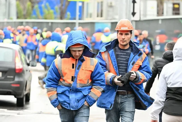 С июля 2026 года в России планируется увеличить миграционные пошлины