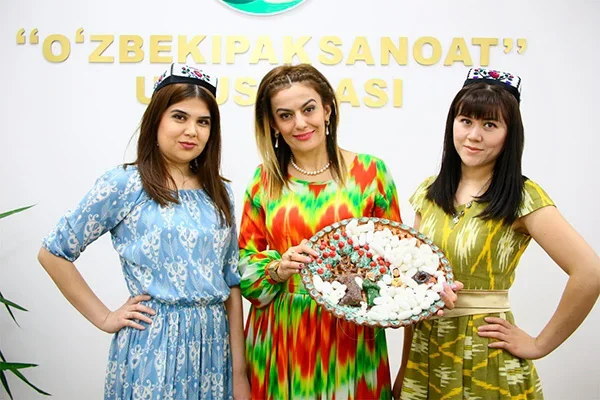 В Узбекистане посажено 30 млн. саженцев тутовника