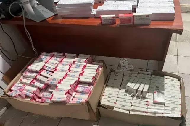 Тожикистонга ноқонуний олиб кетилаётган дори воситалари тўхтатиб қолинди