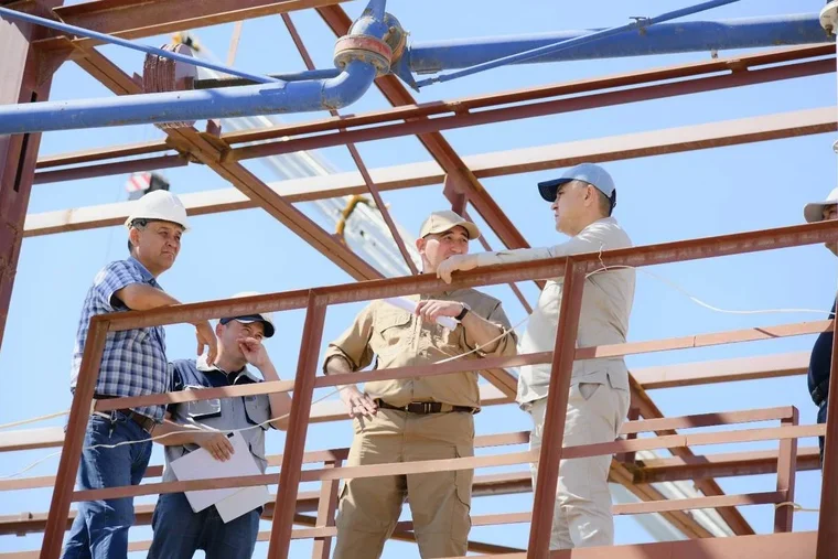 Uzbekneftegaz: Members of the Working Group studied the state of production and the progress of the project for the reconstruction and modernization of the Bukhara Oil Refinery