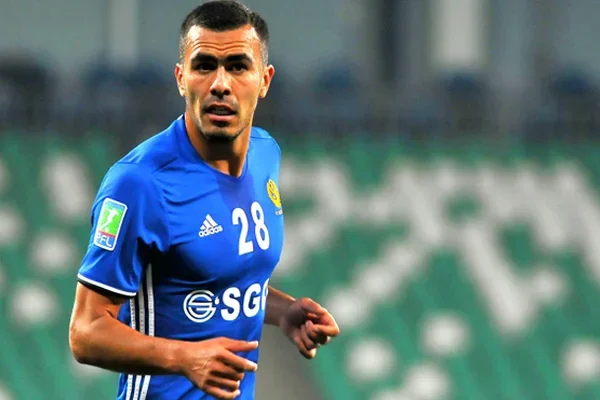 Fozil Musaev signs contract with Jubilo Iwata