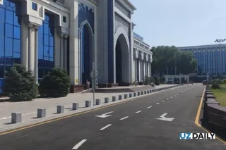 All Railway Signs and Displays in Uzbekistan to Be Translated into Uzbek in Latin Script