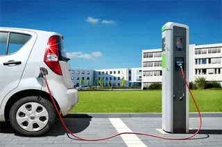 O‘zbekistonda 2025 yilda yengil avtomobillar importi: elektromobillar yetakchi, benzinli va gibrid mashinalar pozitsiyasini yo‘qotmoqda