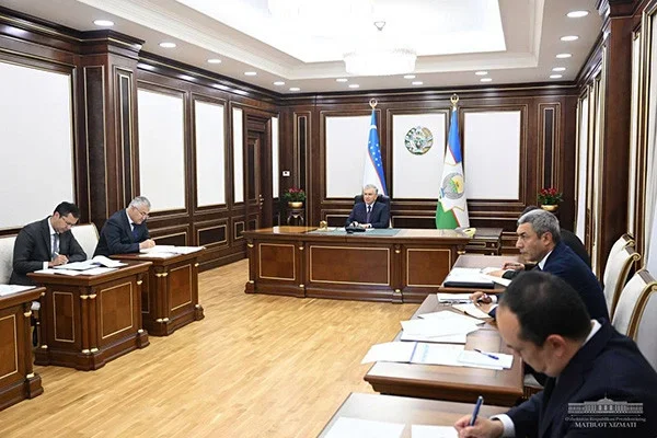 Investment activities of banks and their contribution to ensuring employment of the population are considered