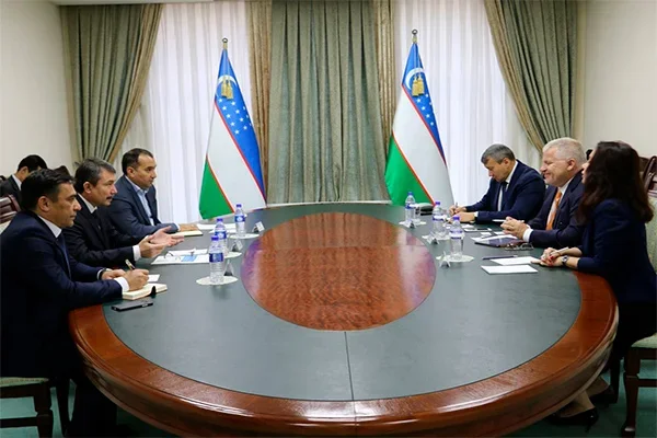 Shukhrat Sadikov meets with Vice President of Nokia Networks