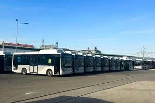 Navoiyga 42 ta zamonaviy YUTONG avtobuslari olib kelindi