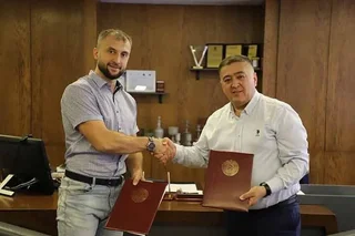 Memorandum of cooperation signed between Uzpromstroy Materials Association and Shining Stone