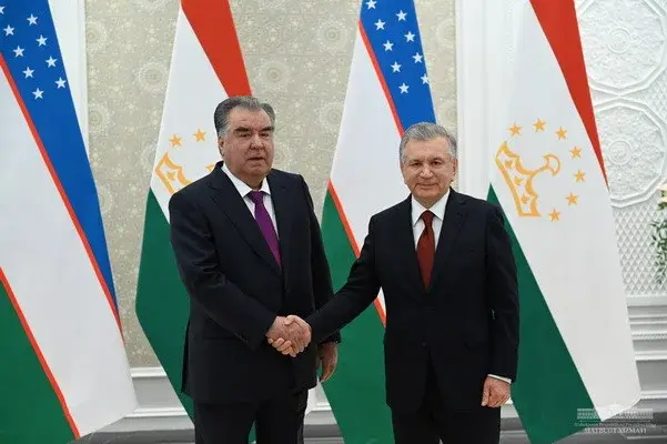 Shavkat Mirziyoyev and Emomali Rahmon hold negotiations in Samarkand