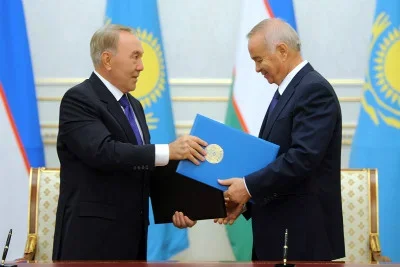 Президент Ислам Каримов отбыл в Казахстан
