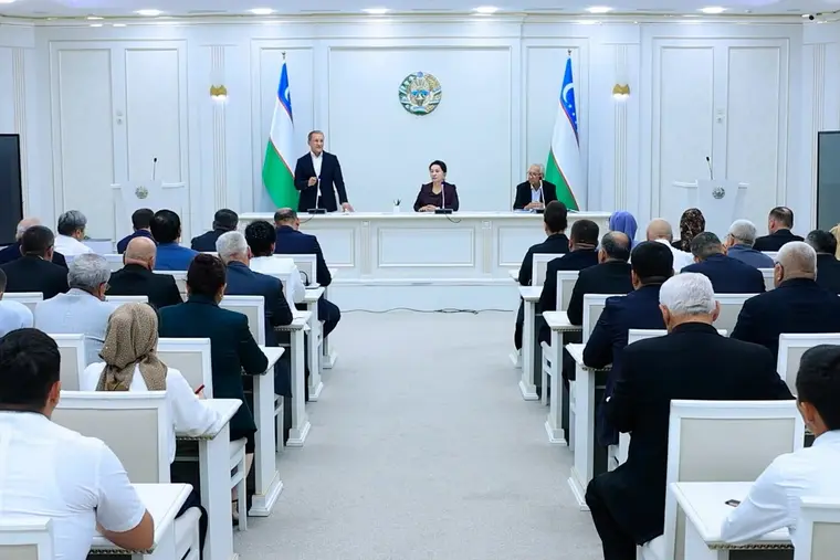 В Хорезме вводят новую систему депутатского контроля за сокращением бедности и безработицы