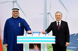 Ўзбекистон Президенти умумий қуввати 2,4 гигаваттлик “яшил” электр станцияларини ишга туширди