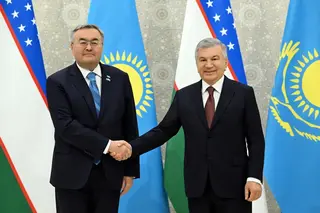 Mirziyoyev Meets Kazakhstan’s Foreign Minister in Samarkand