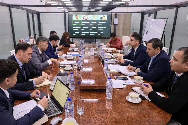 JSC “Uzbekneftegaz” Discusses New LAB Technologies with Honeywell UOP