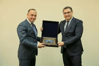 Делегация Азербайджана изучает опыт Узбекистана в сфере государственных услуг