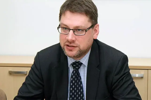 Европа Иттифоқи Марказий Осиё бўйича янги махсус вакили тайинланди