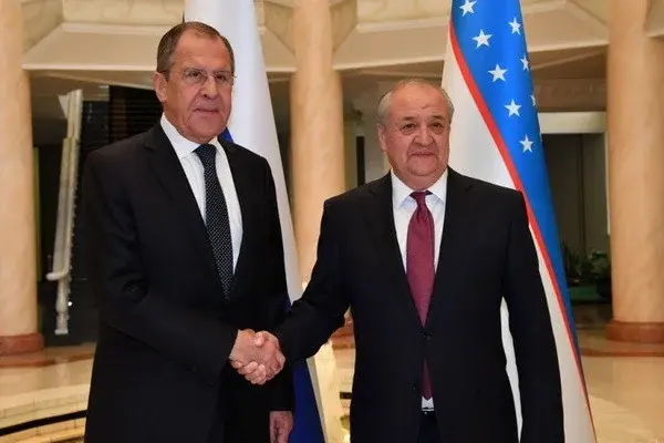 Foreign Ministers of Uzbekistan and Russia exchanged congratulatory messages