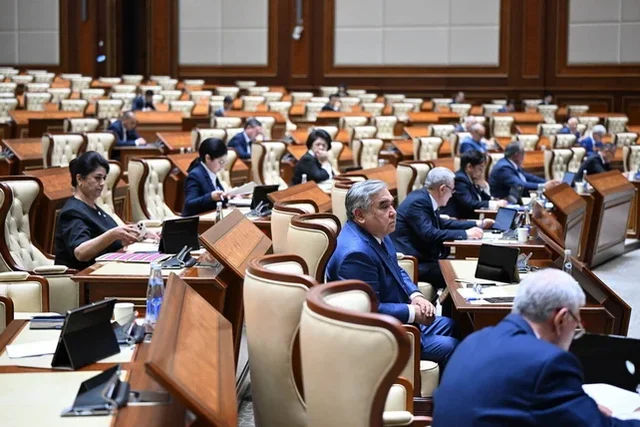 Oʻzbekiston Senati elektron tijorat uchun yangi QQS qoidalarini tasdiqladi
