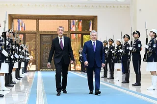 Чехия Бош вазирини кутиб олиш маросими бўлиб ўтди