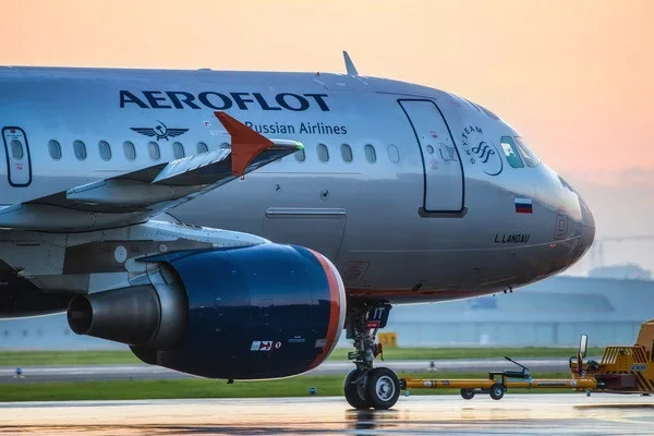 A flight to Moscow makes an emergency landing in Tashkent