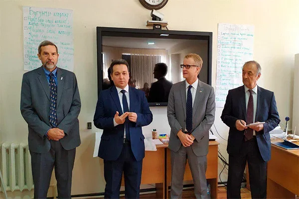 The United States and the Ministry of Public Education partner to improve early grade reading and math skills in Uzbekistan